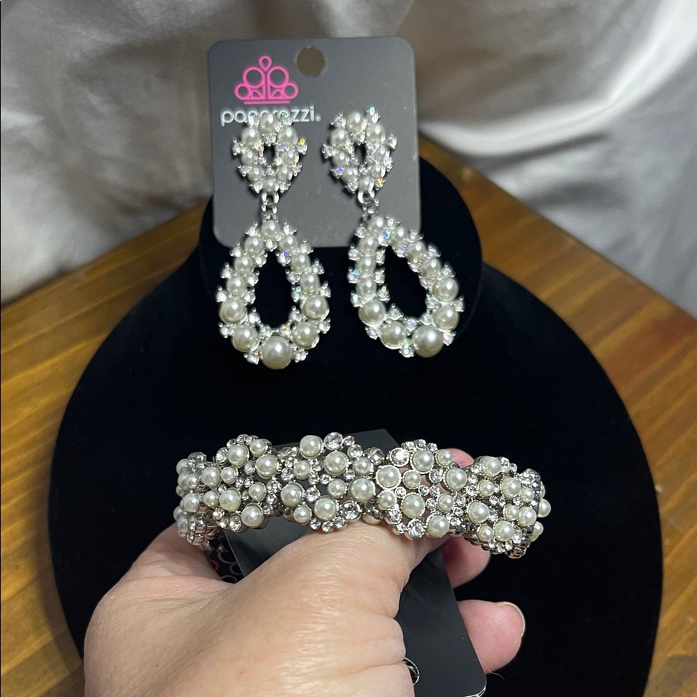 Paparazzi Rhinestone and White Pearl Jewelry Set Earrings and Bracelet